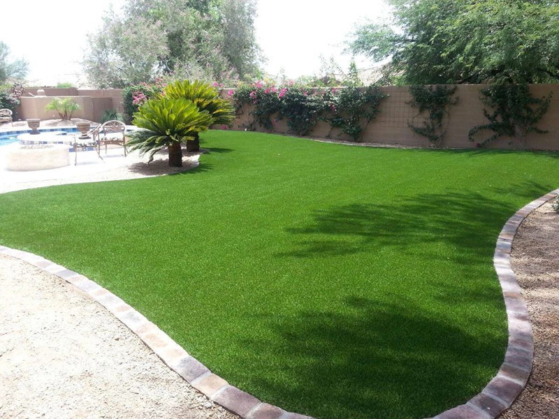 4 Reasons Why You Should Invest In Artificial Turf
