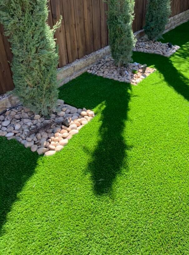 Designing a Beautiful and Low-Maintenance Lawn with Artificial Turf