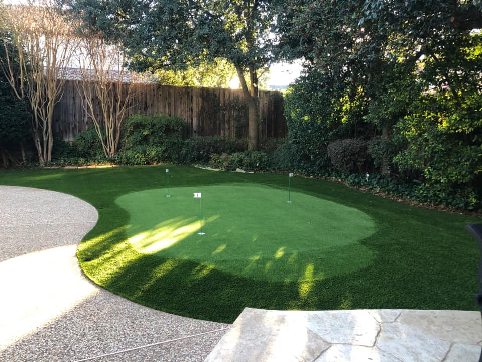 4 Reasons Why You Should Invest In Artificial Turf