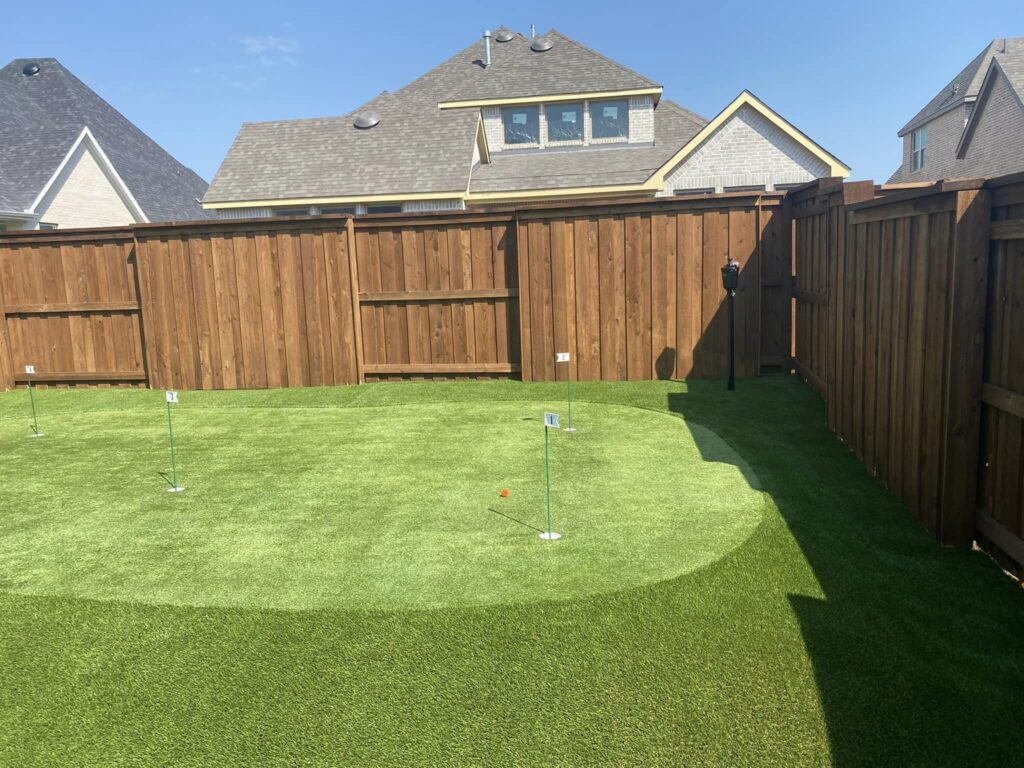 Pro Series Turf with 4-hole Putting Green installed in Prosper, TX