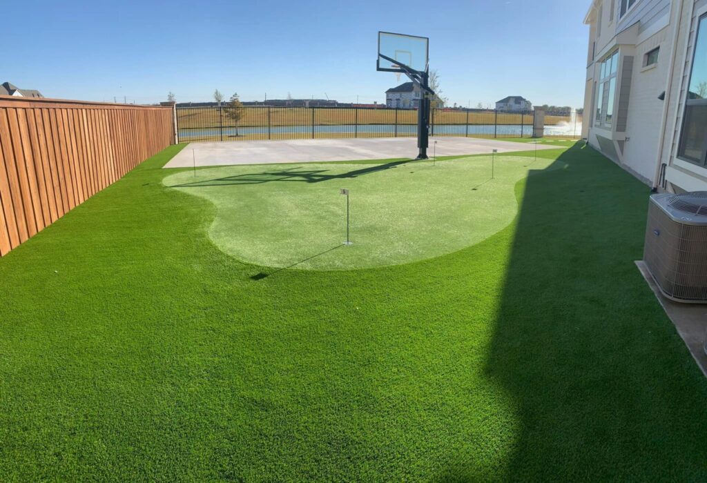 Frisco TX installation featuring Signature Series Artificial Grass and 5 hole Putting Green